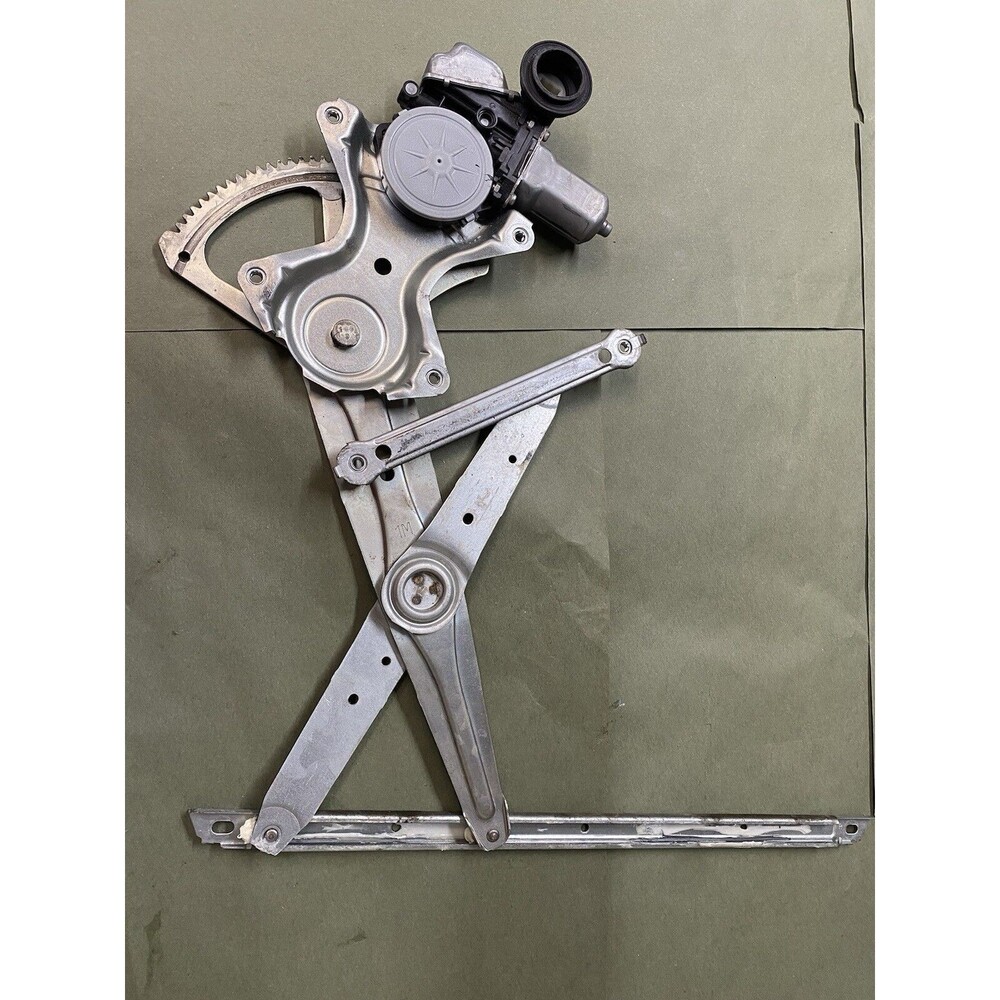 Window Regulator Glass Front Passenger Right Side Hand for Lexus CT200h 2015